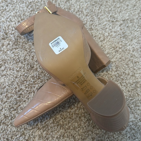 Express printed tan heels - Picture 5 of 5